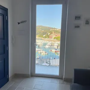 Ventidue - Fronte Mare Apartment Lerici